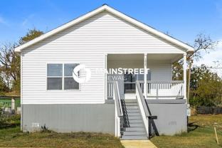 1825 Center St #1 - Photo 1 of 1