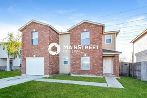 featured image of 8518 Adams Hill Dr