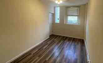 127 S Day St #1 - Photo 1 of 1