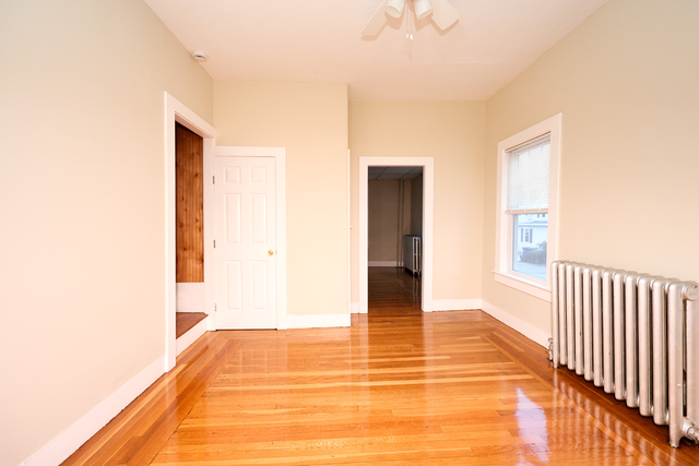 30 Sheppard Ave #30 - Photo 4 of 18