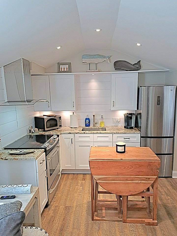 14949 Hook Hollow Road - Photo 4 of 9