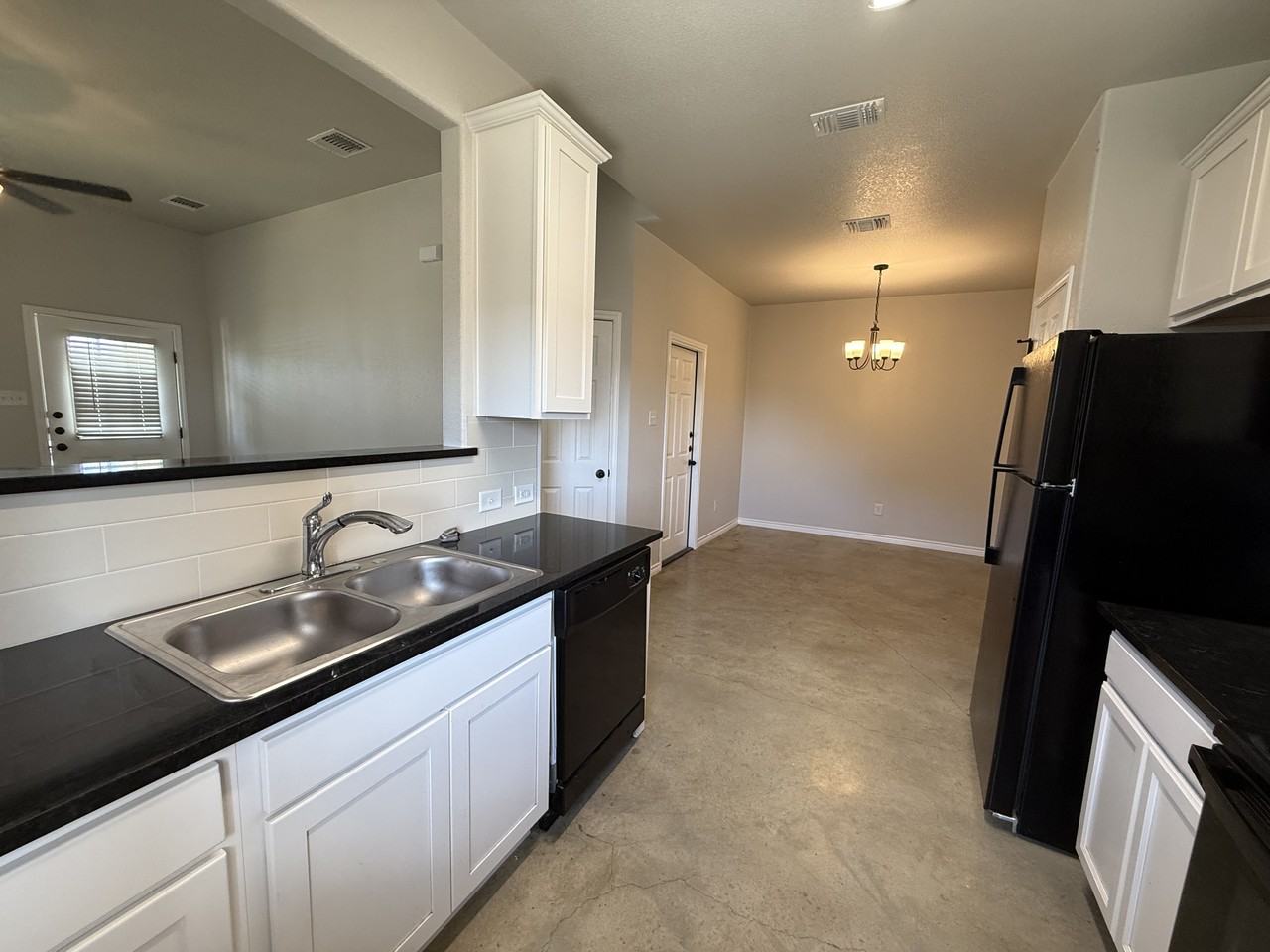 4026 Saint Peter St #NA - Photo 3 of 15