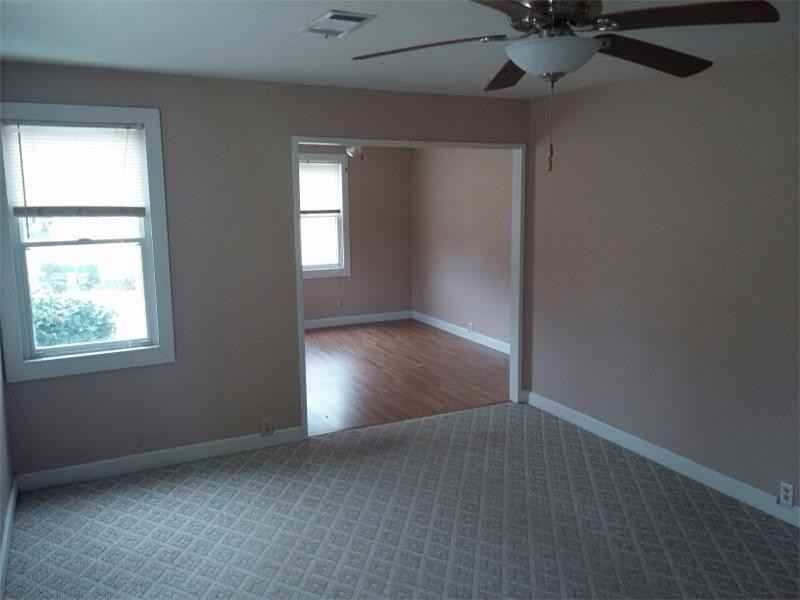 146 Hart Terrace - Photo 3 of 15