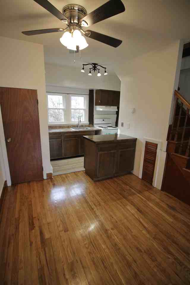 27B Oakland Ave #1 - Photo 4 of 9