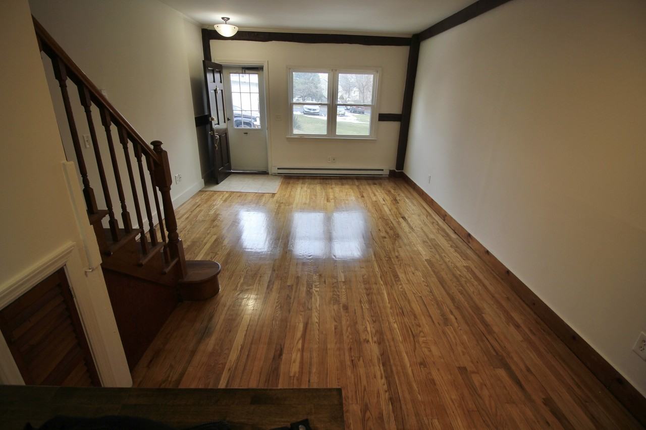 27B Oakland Ave #1 - Photo 7 of 9