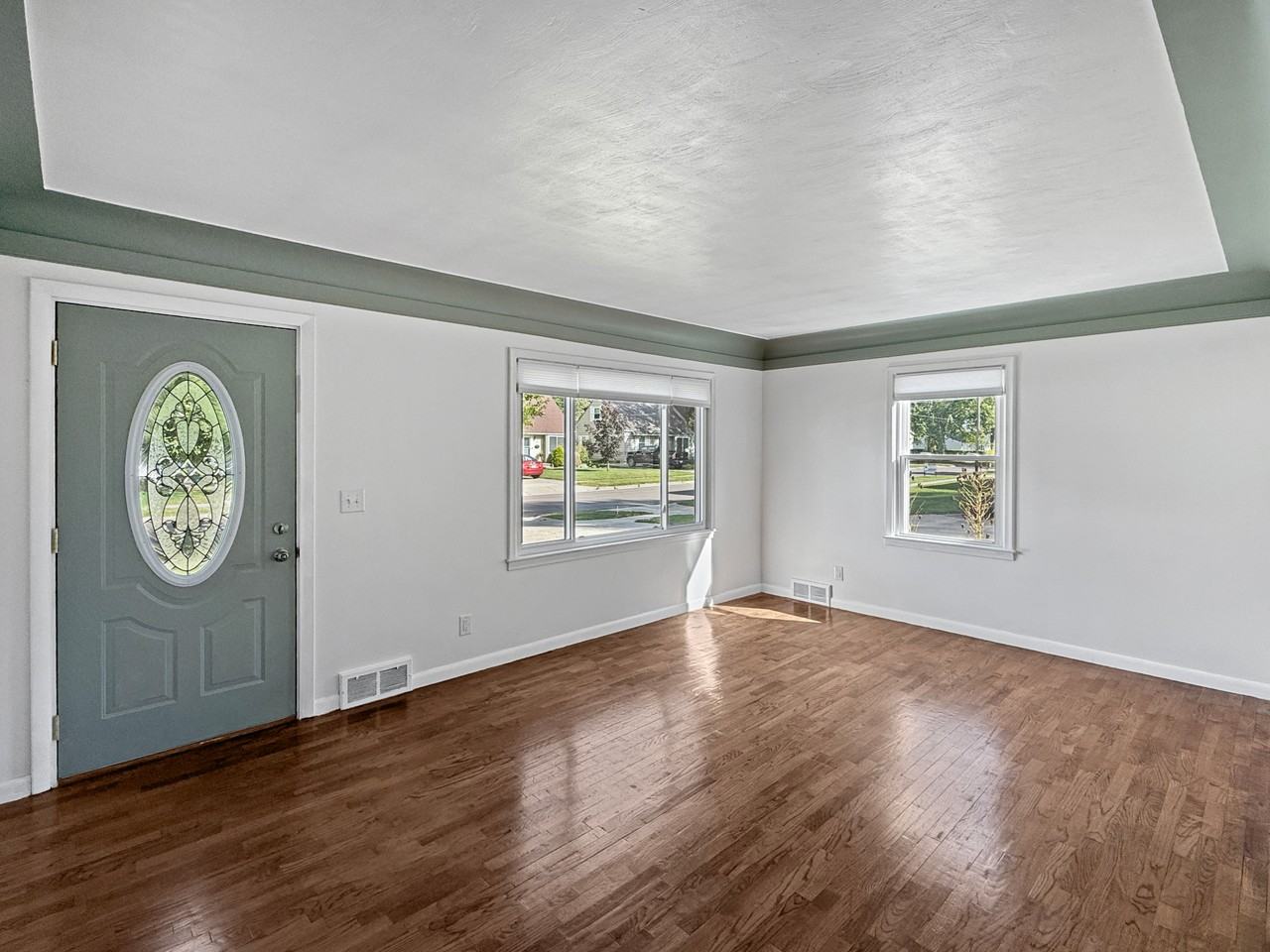 1118 Pine St #NA - Photo 3 of 19