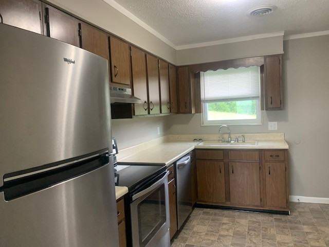 1184 Grand Dr #1184 - Photo 2 of 10