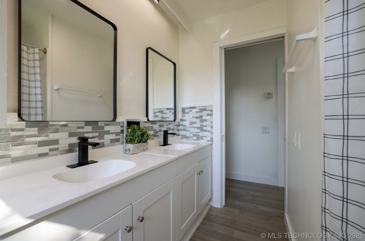 420 Meadowbrook Ln #NA - Photo 4 of 11
