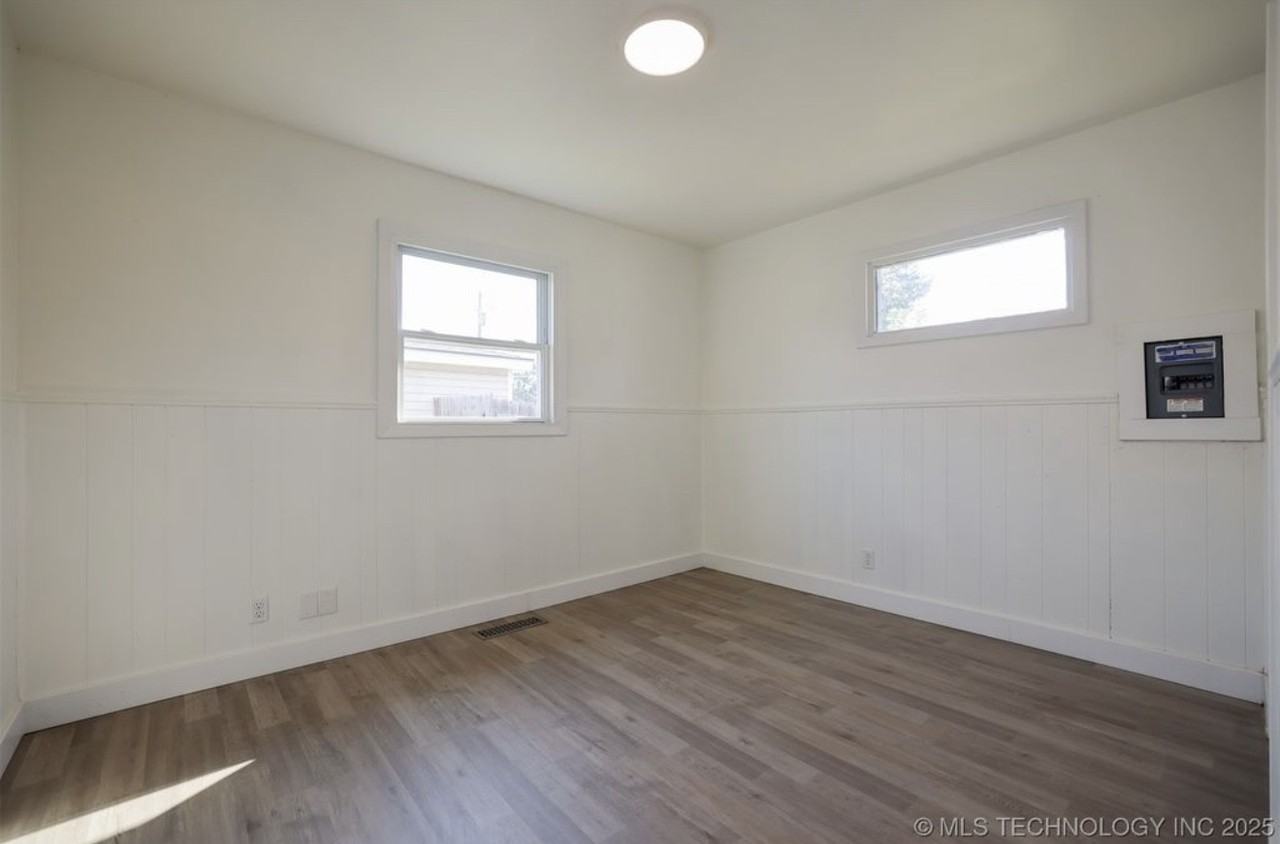 420 Meadowbrook Ln #NA - Photo 7 of 11