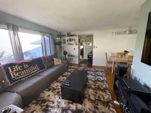 3270 Rosewood Avenue #NA - Photo 3 of 5