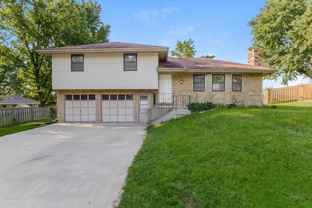 409 Oakbrook Dr - Photo 1 of 1