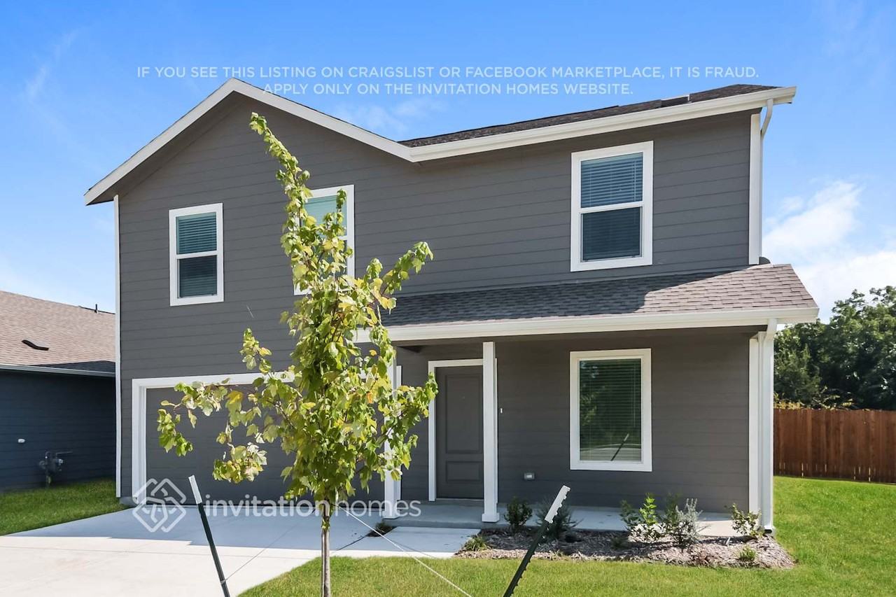 2708 Bronte Blvd - Photo 4 of 26