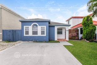 13950 Sw 160th Ter - Photo 1 of 1