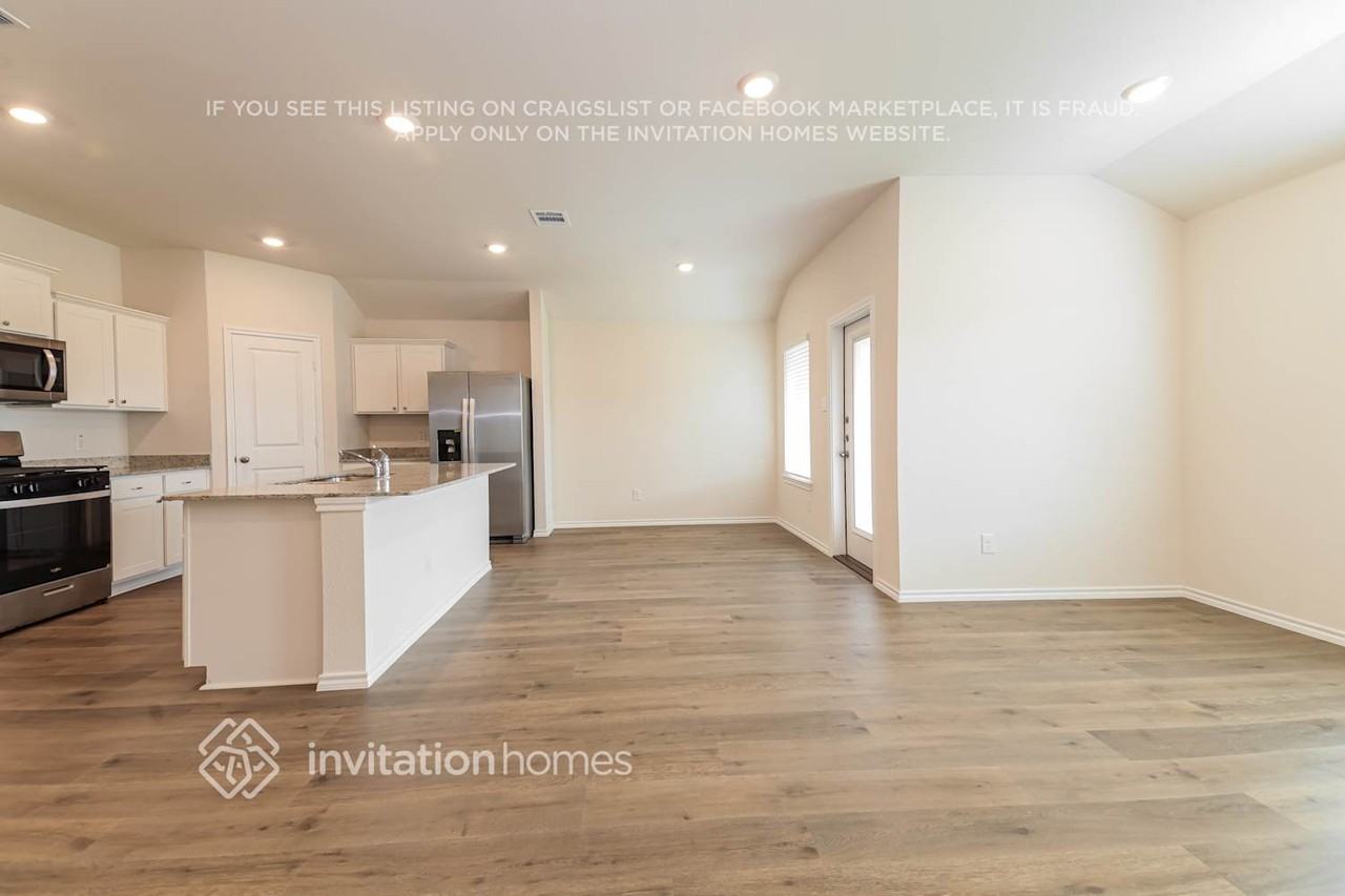 4009 Malachite Dr - Photo 5 of 16