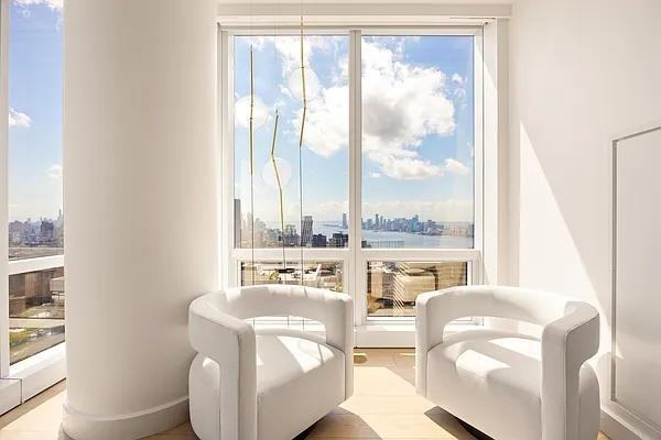 Hudson Yards #35A - Photo 3 of 20