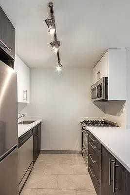 W 34th St #5K - Photo 7 of 12