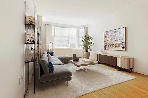 W 38th St #918 - Photo 2 of 10