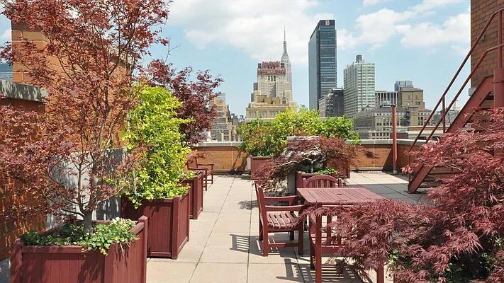 W 35th St #11A - Photo 2 of 20