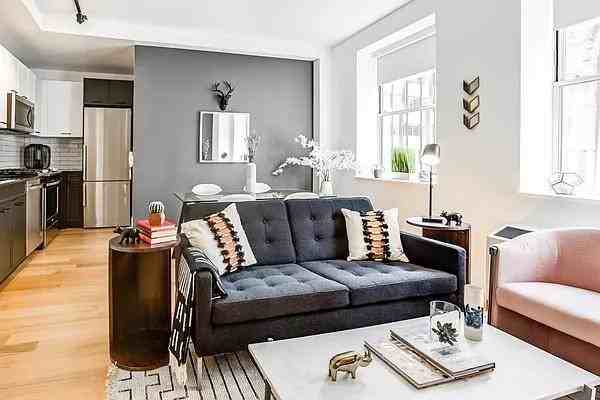 Wall St #2L - Photo 4 of 10