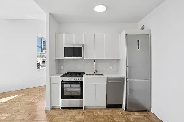 Exchange Pl #4706 - Photo 3 of 15