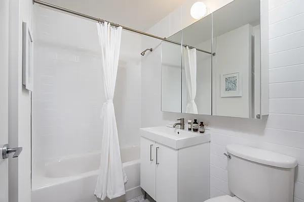 Exchange Pl #1101 - Photo 3 of 20