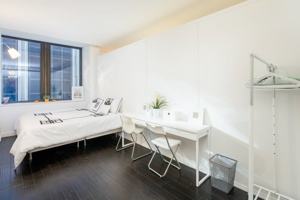 featured image of Wall St #1402