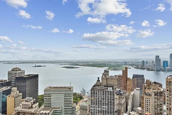 Exchange Pl #3504 - Photo 7 of 20