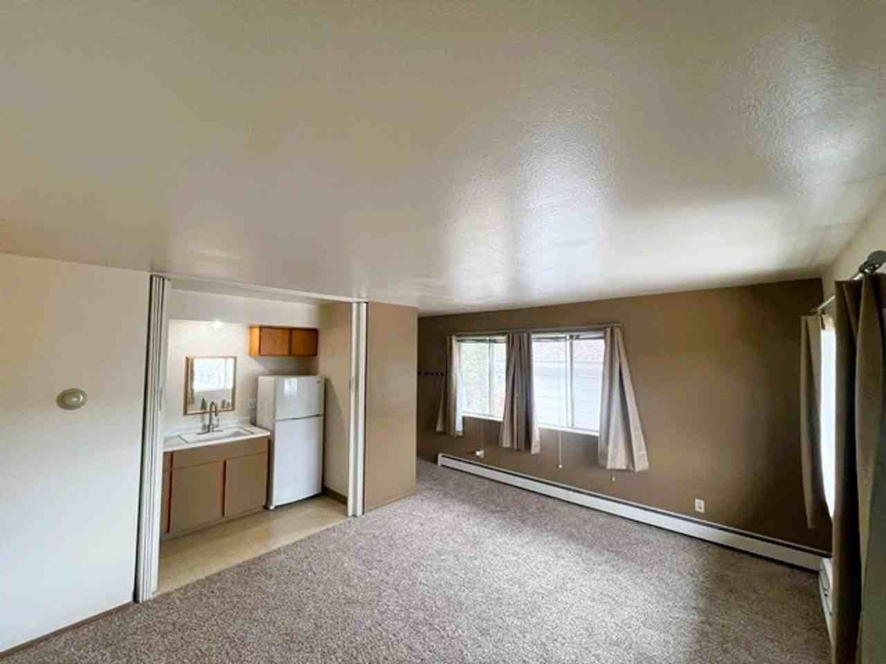 621 Humboldt Street #10 - Photo 6 of 12