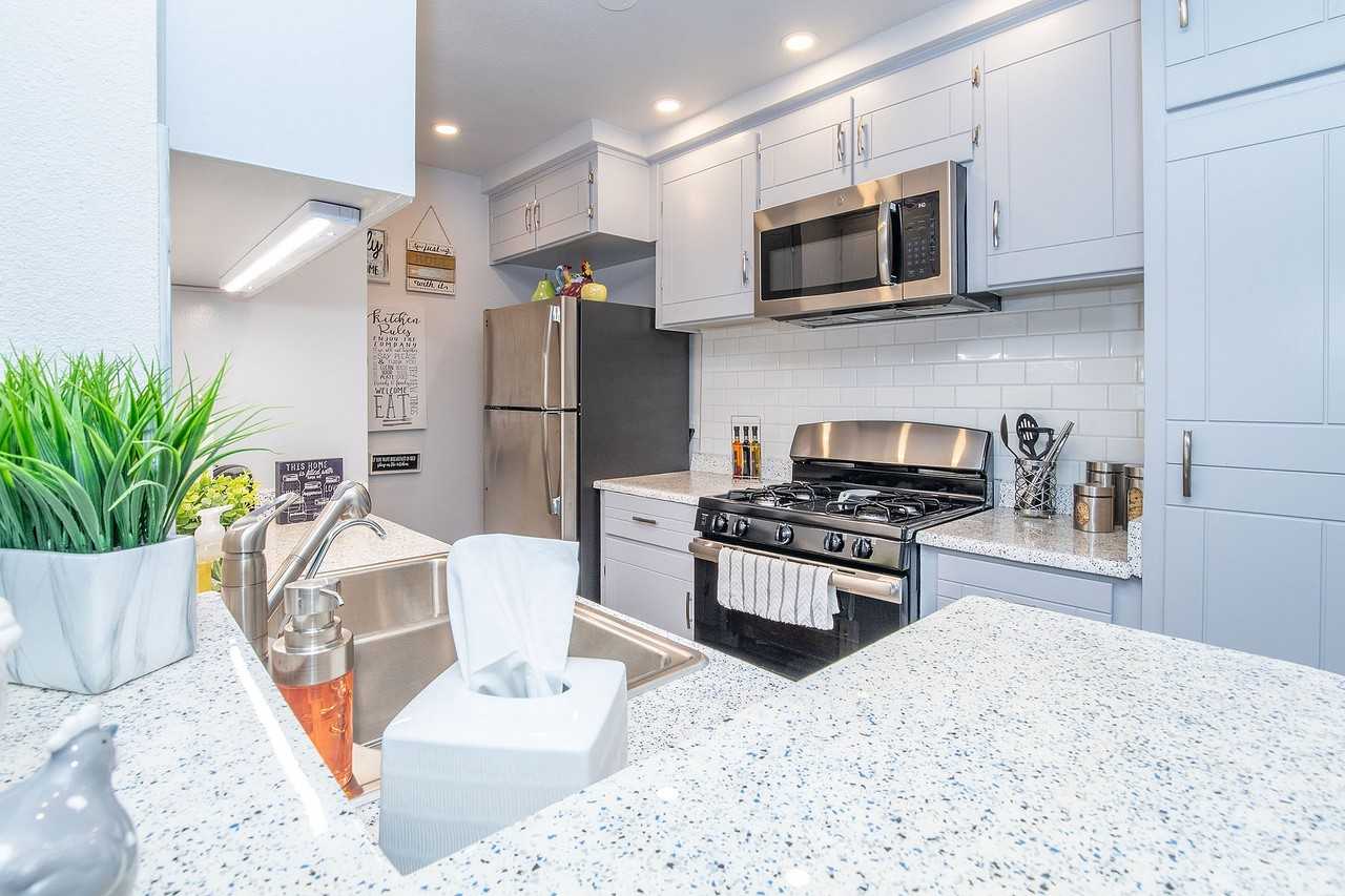 Agave Ridge Apartments - Photo 4 of 30