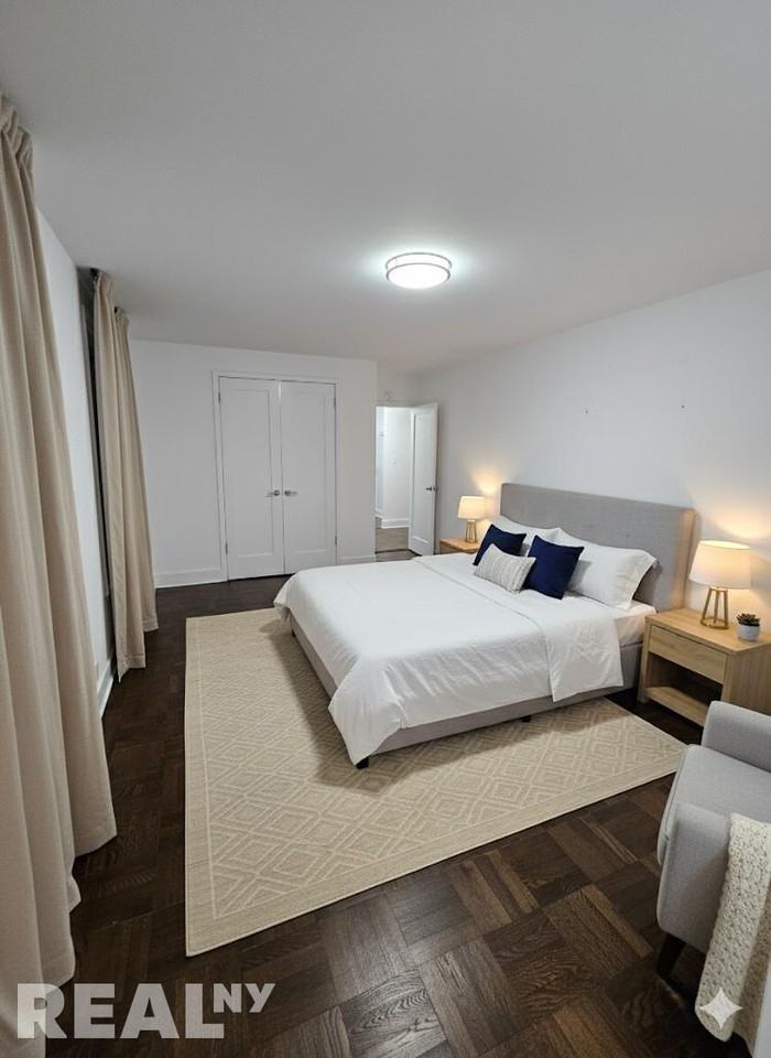 5th Ave #8A - Photo 2 of 6