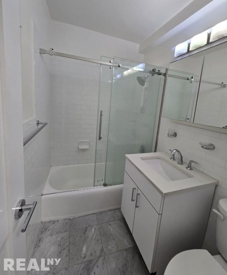 5th Ave #8A - Photo 6 of 6