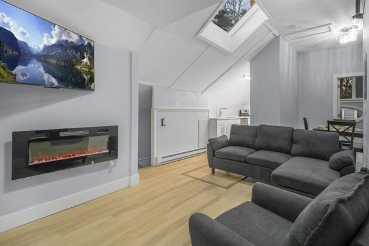 Gorgeous Apartments - Photo 4 of 50