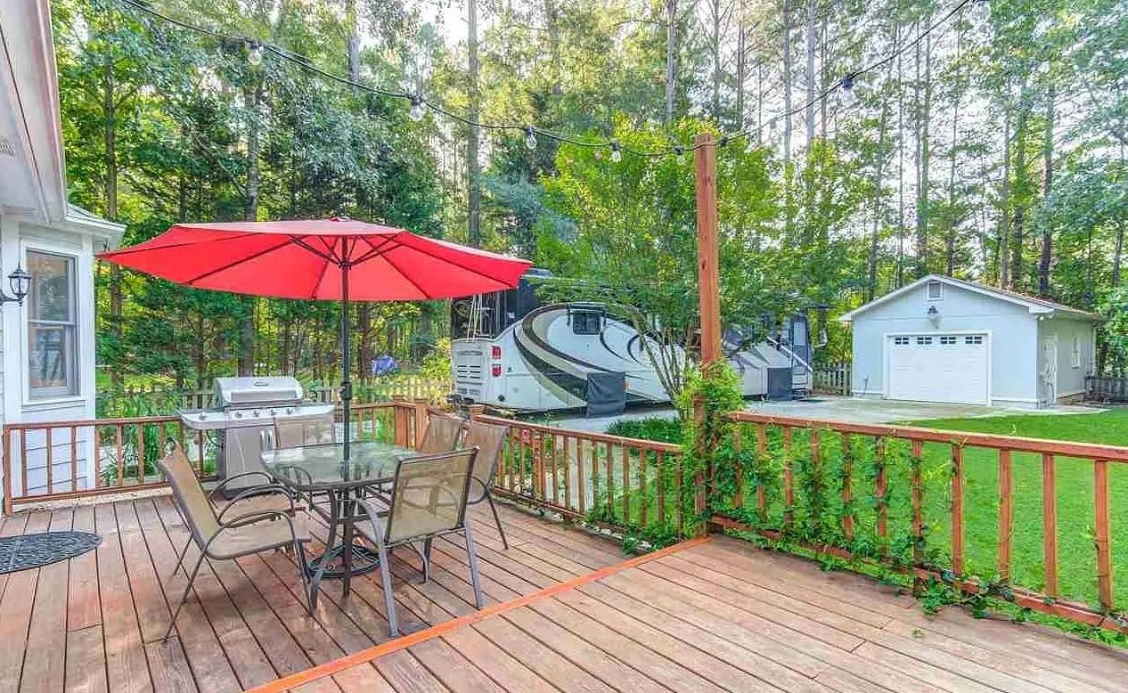 2724 Quail Point Dr - Photo 3 of 11