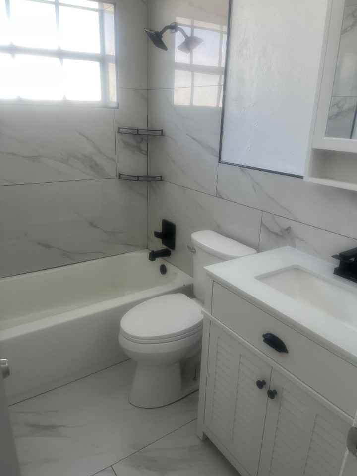 2371 NW 61 ST - Photo 5 of 5