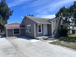 featured image of 718 S B St