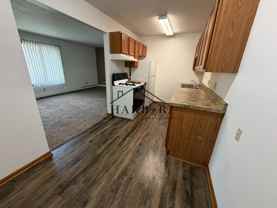 110 2nd Ave Ne - Photo 1 of 1