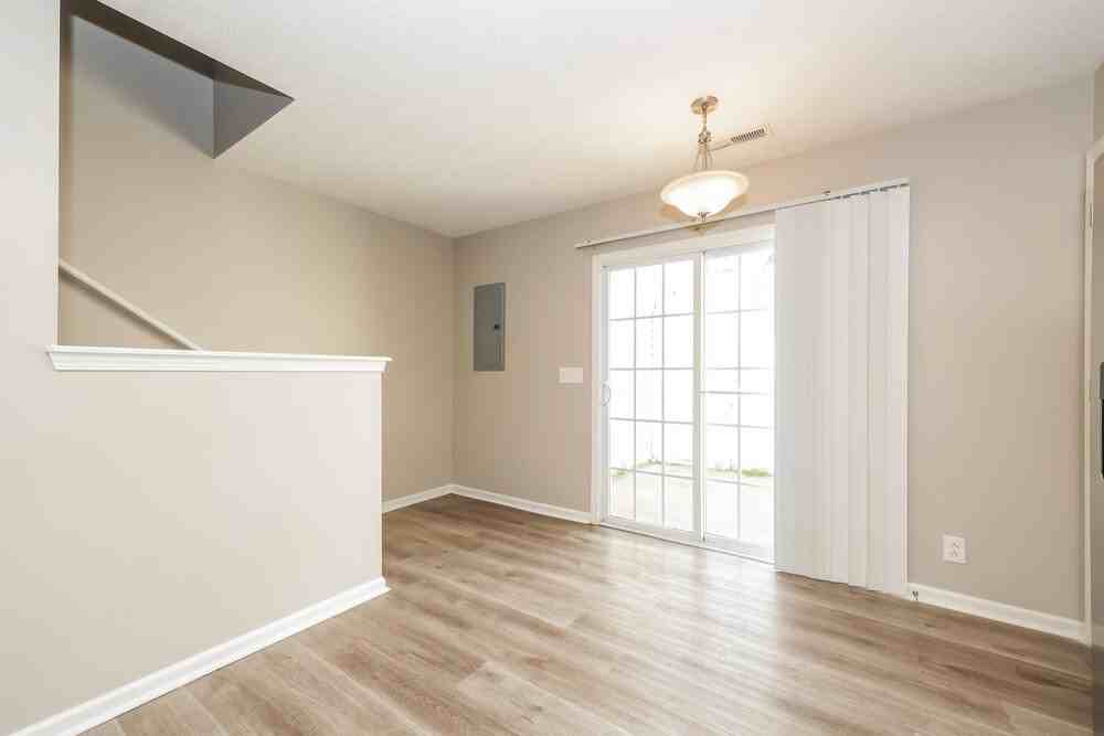 2961 South Rutherford Boulevard #B7 - Photo 6 of 17