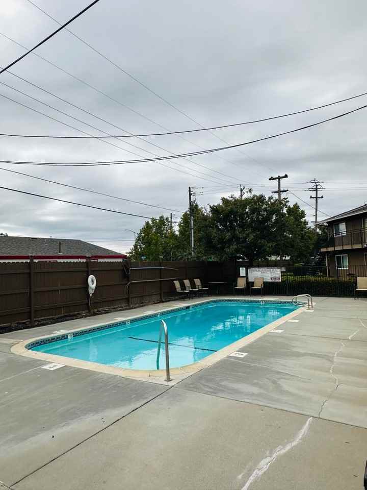 TownView Commons - Photo 7 of 24