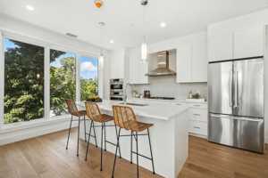 featured image of 402 Halstead Ave