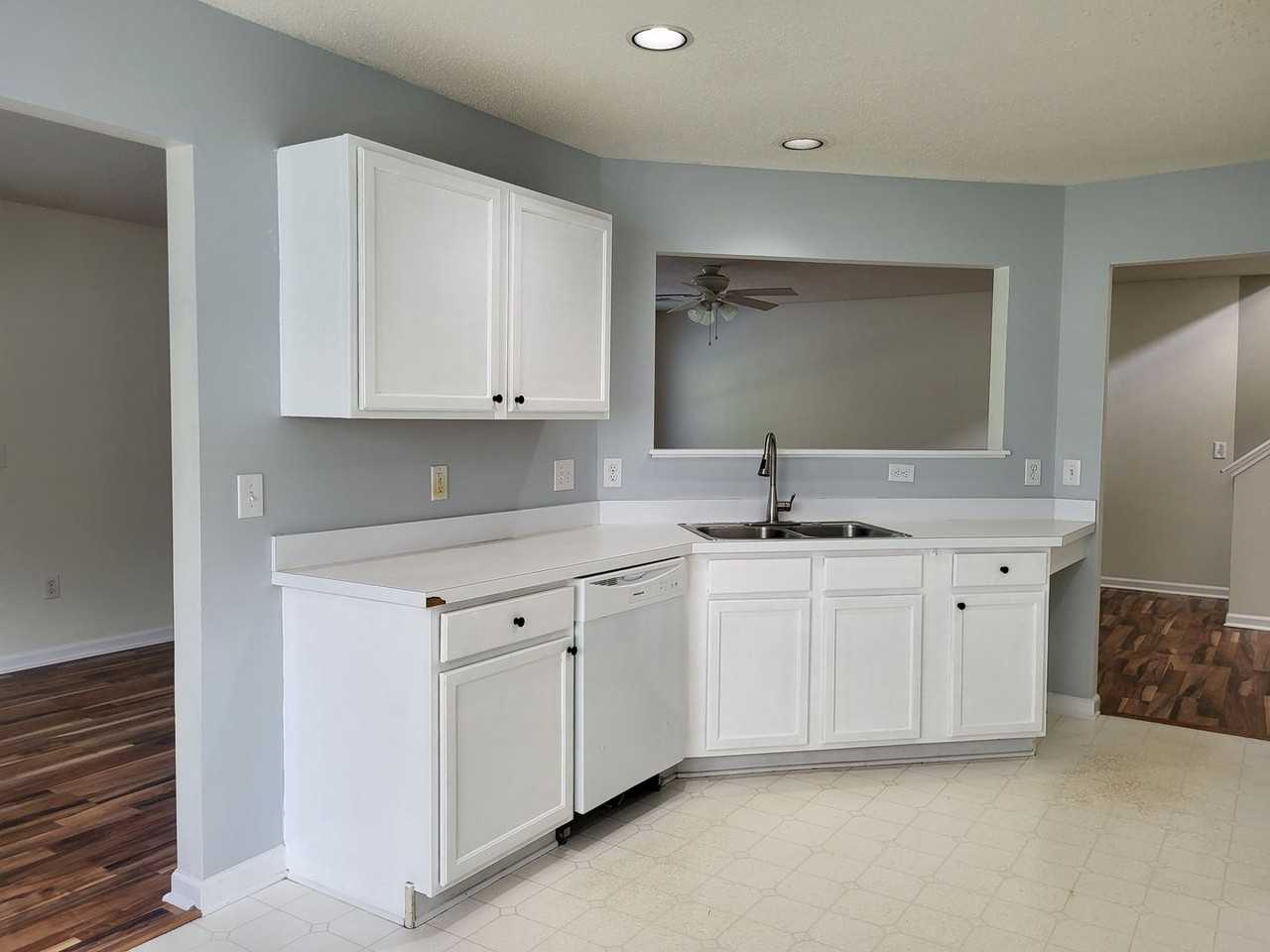 5925 Hidden Meadow Ln - Photo 7 of 17