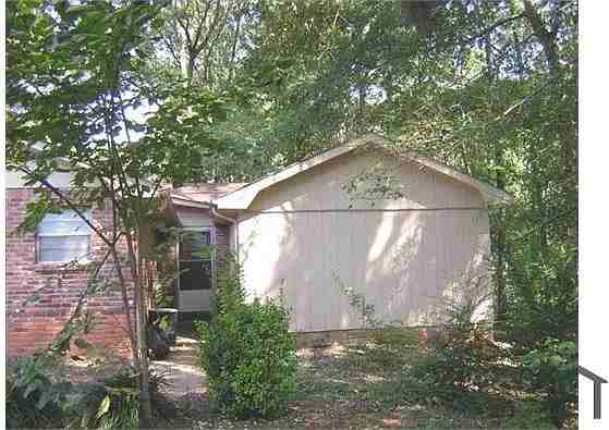 8228 Glenwoods Drive - Photo 2 of 18