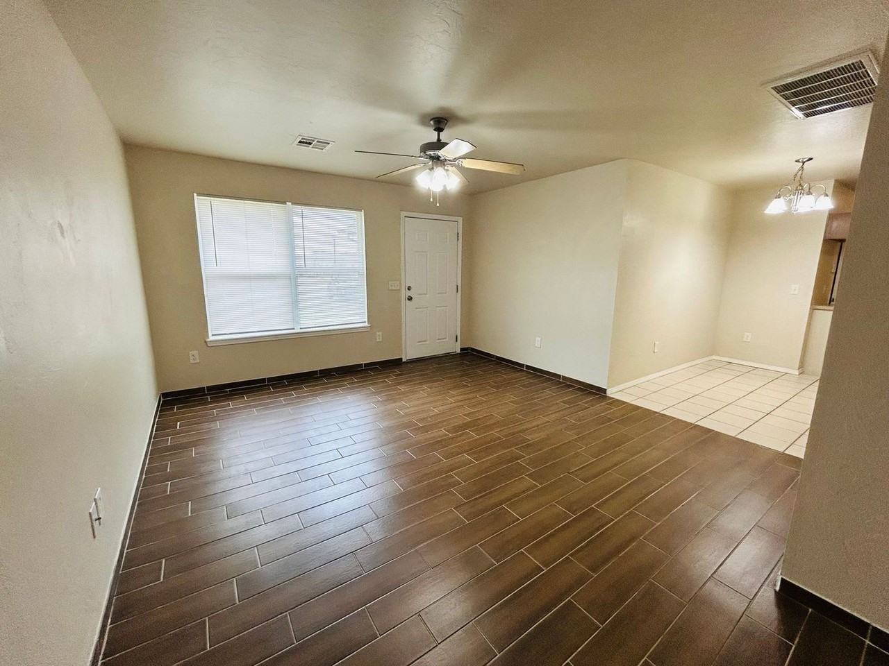 9606 Sw 17th St - Photo 5 of 35