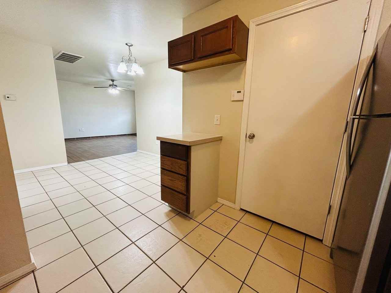 9606 Sw 17th St - Photo 7 of 35