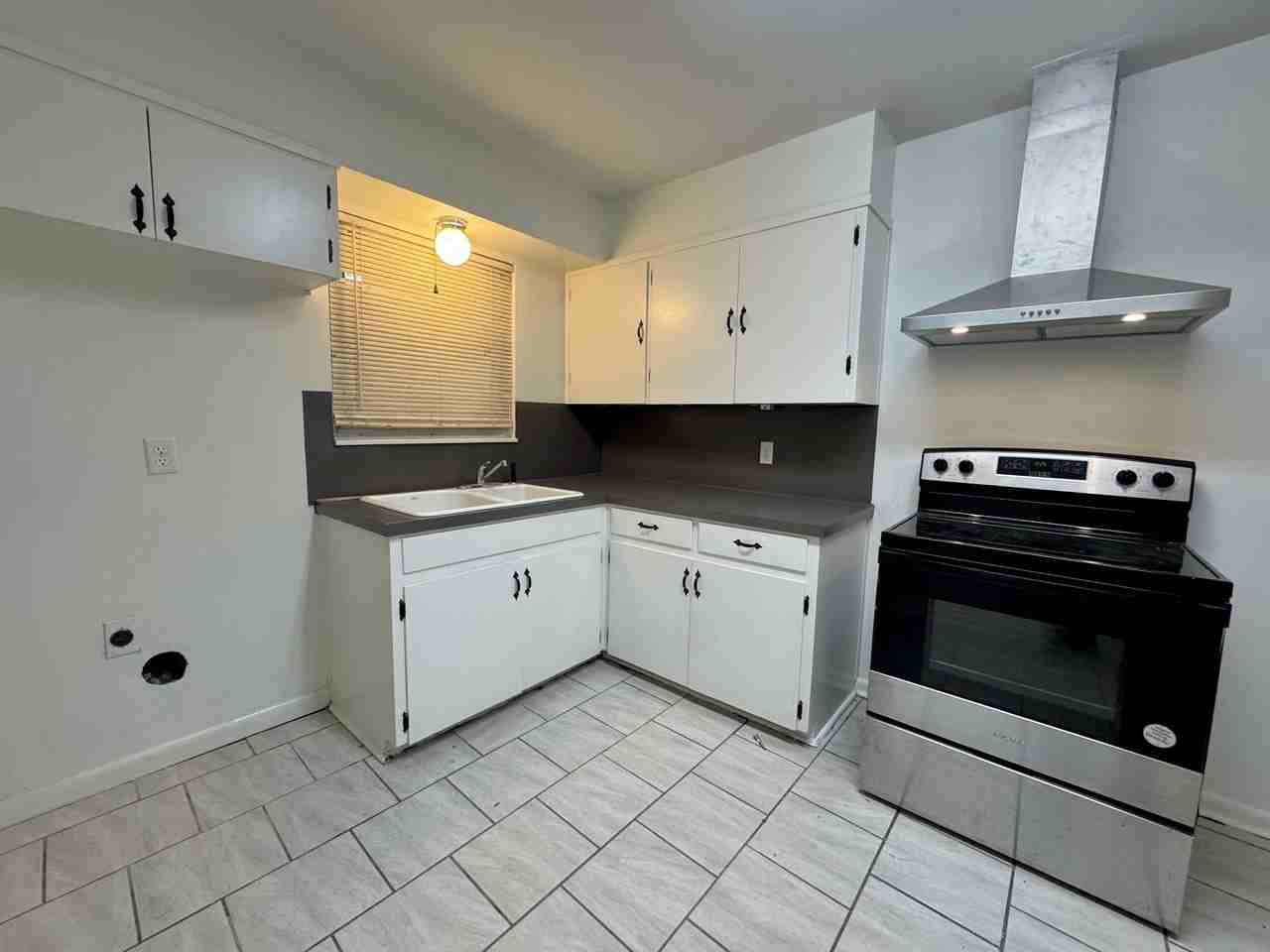 103 Park Circle - Photo 4 of 12