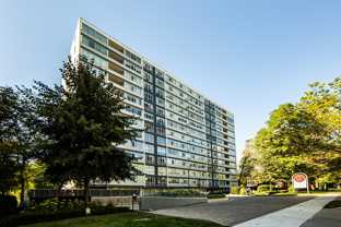 500 Kenair Apts. #601 - Photo 1 of 1