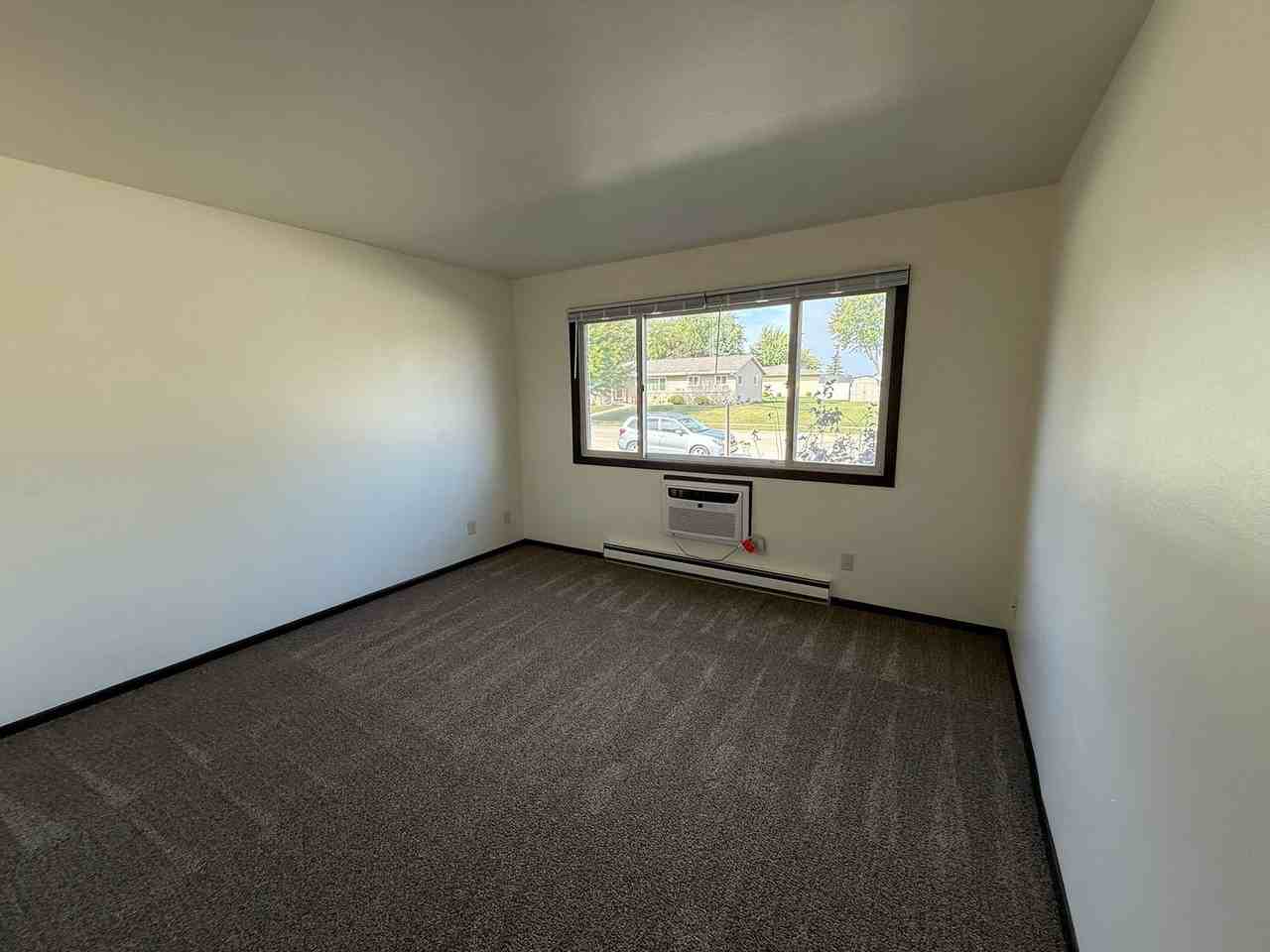 315Polk - Photo 4 of 19