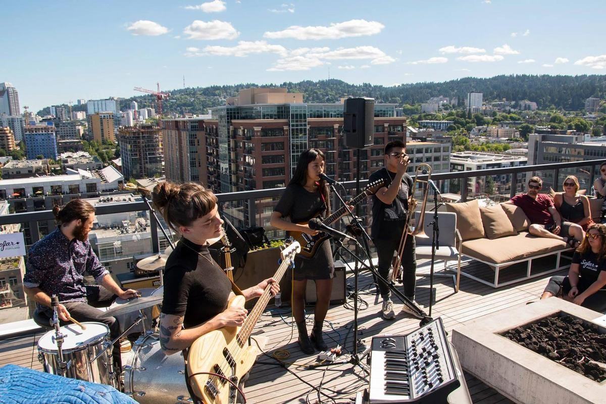 1161 Nw Overton St - Photo 3 of 50