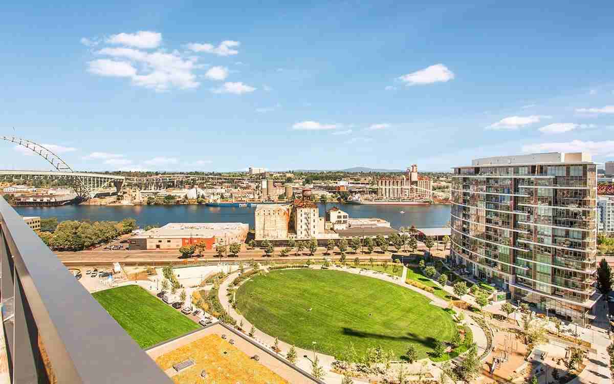 1161 Nw Overton St - Photo 7 of 50