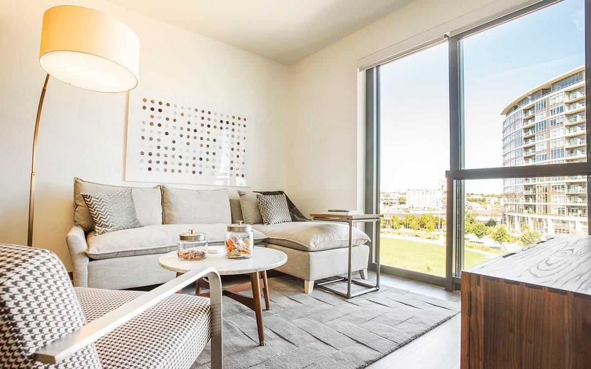 1161 Nw Overton St - Photo 6 of 50