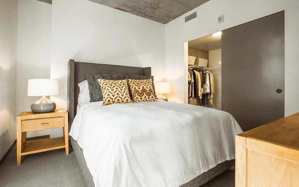 1161 Nw Overton St - Photo 2 of 50